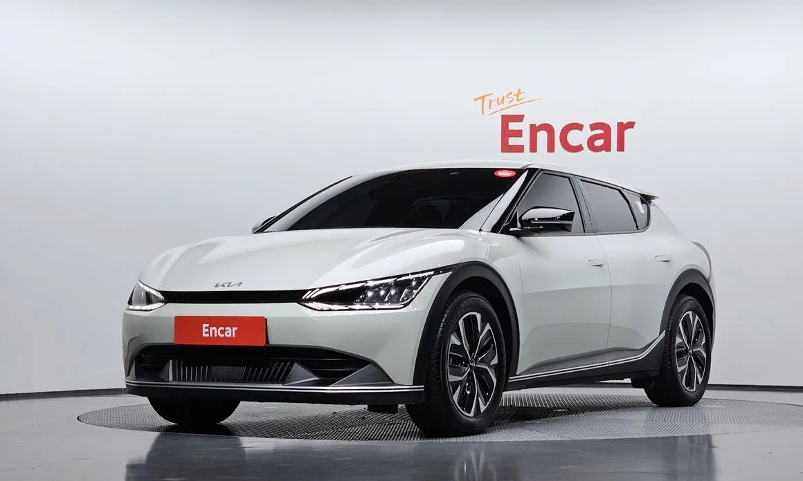 Kia EV6 — фото 1