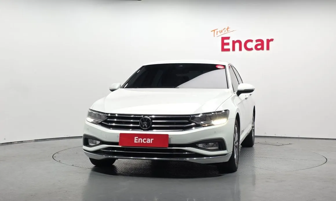 Volkswagen Passat — фото 7