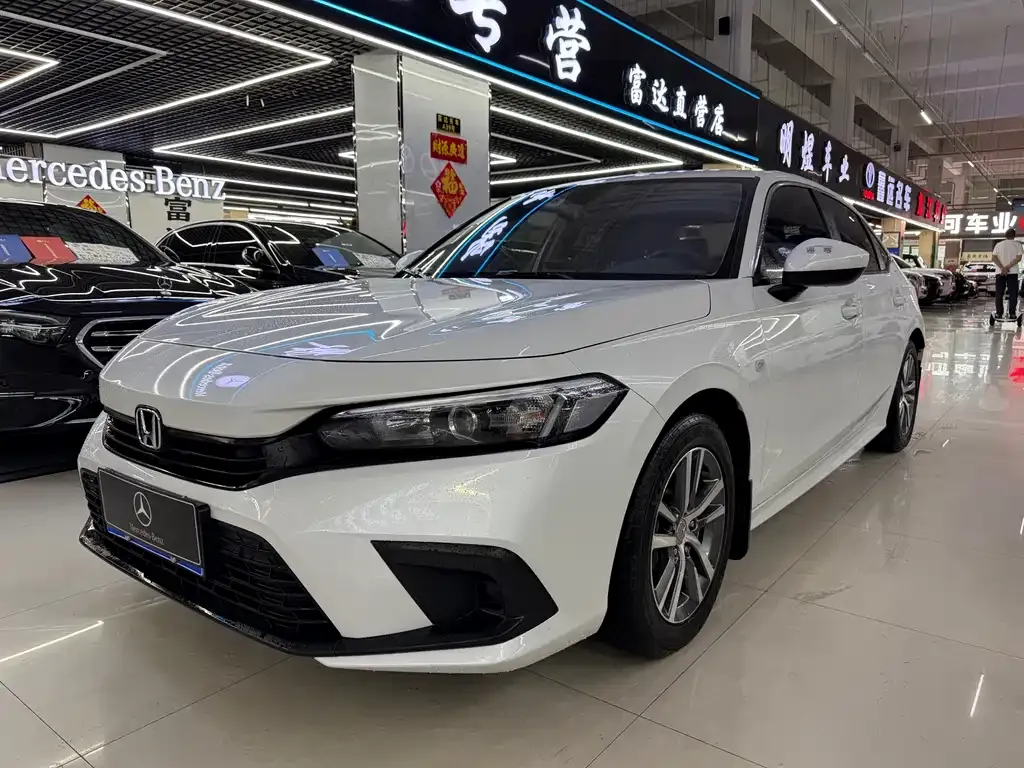 Honda Civic — фото 1