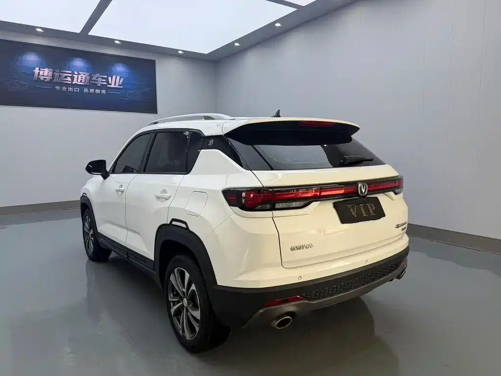 Changan CS35PLUS — фото 3
