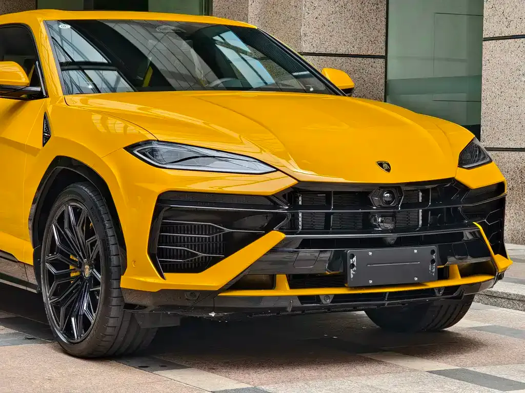 Lamborghini Urus SE — фото 5