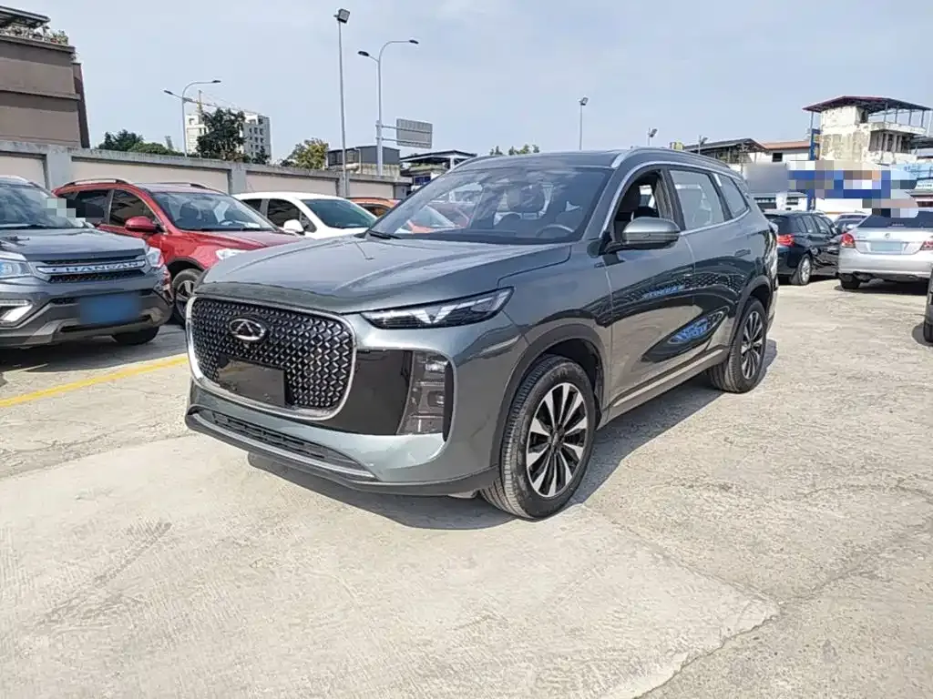 Chery Tiggo 8 PLUS — фото 1