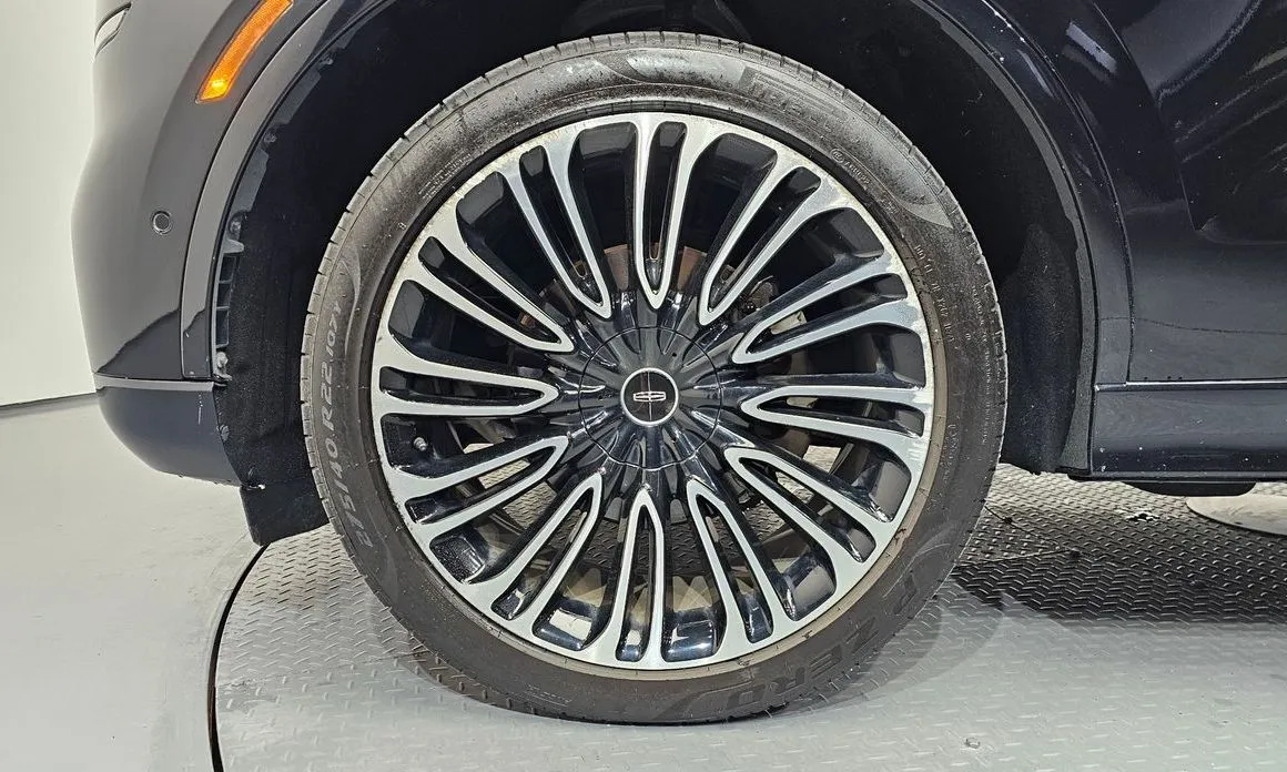 Lincoln Aviator — фото 10