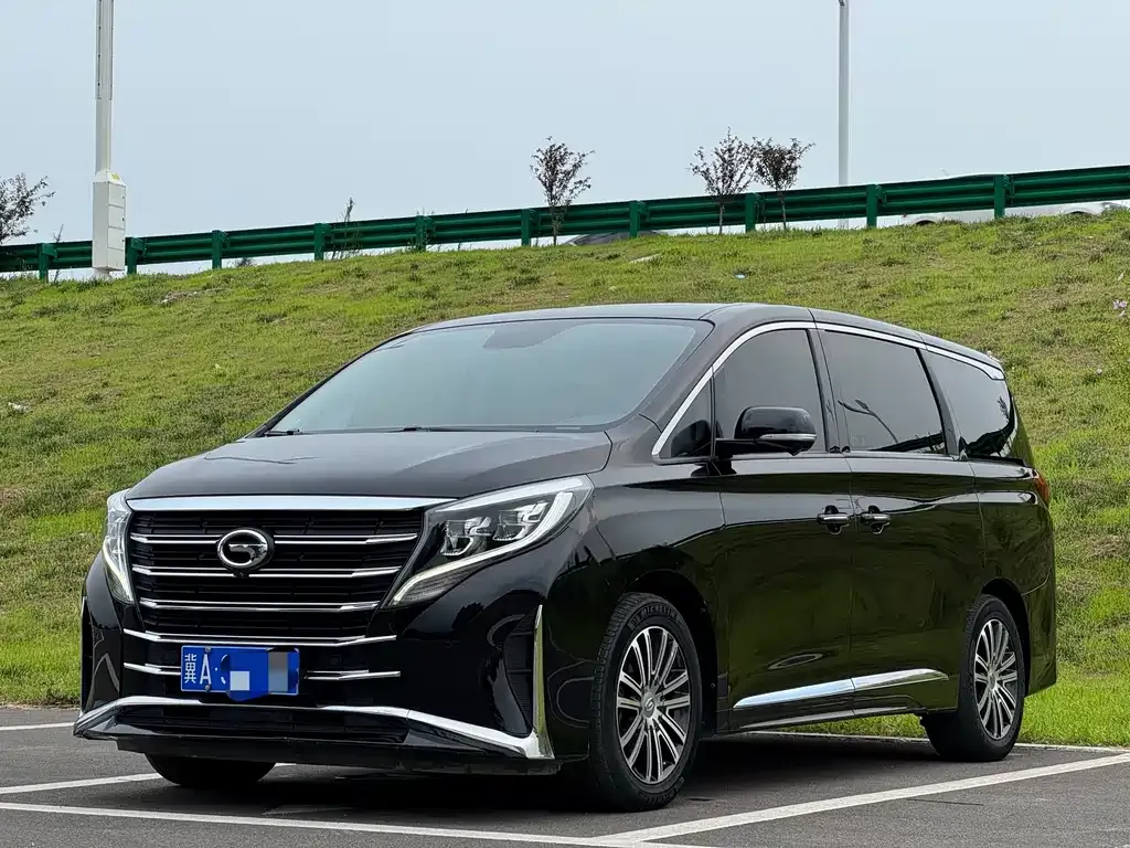 GAC Motor Trumpchi M8 — фото 1
