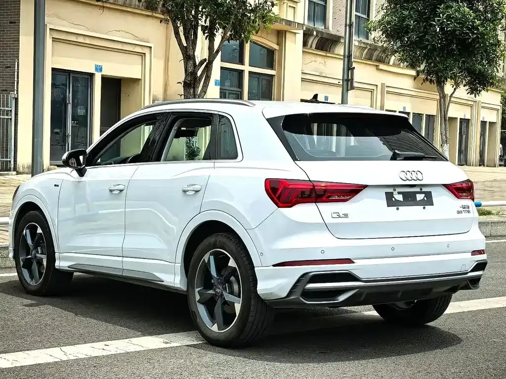 Audi Q3 — фото 5