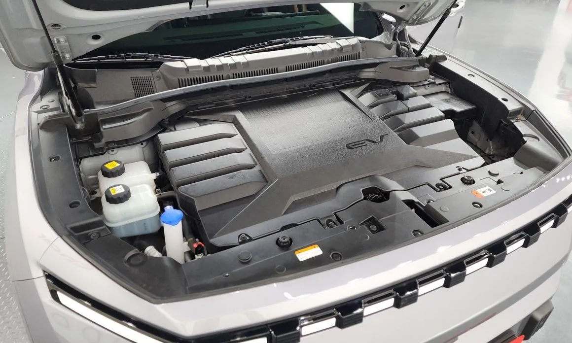 KG Mobility (Ssangyong) Torres — фото 9