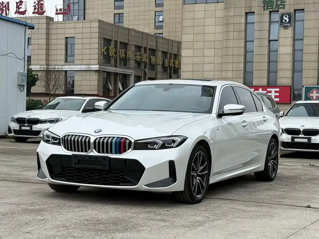 BMW 3 Series — фото 1