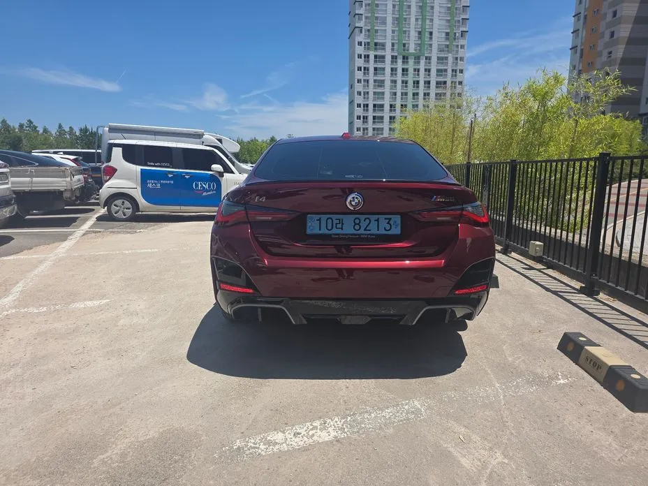 BMW i4 — фото 7