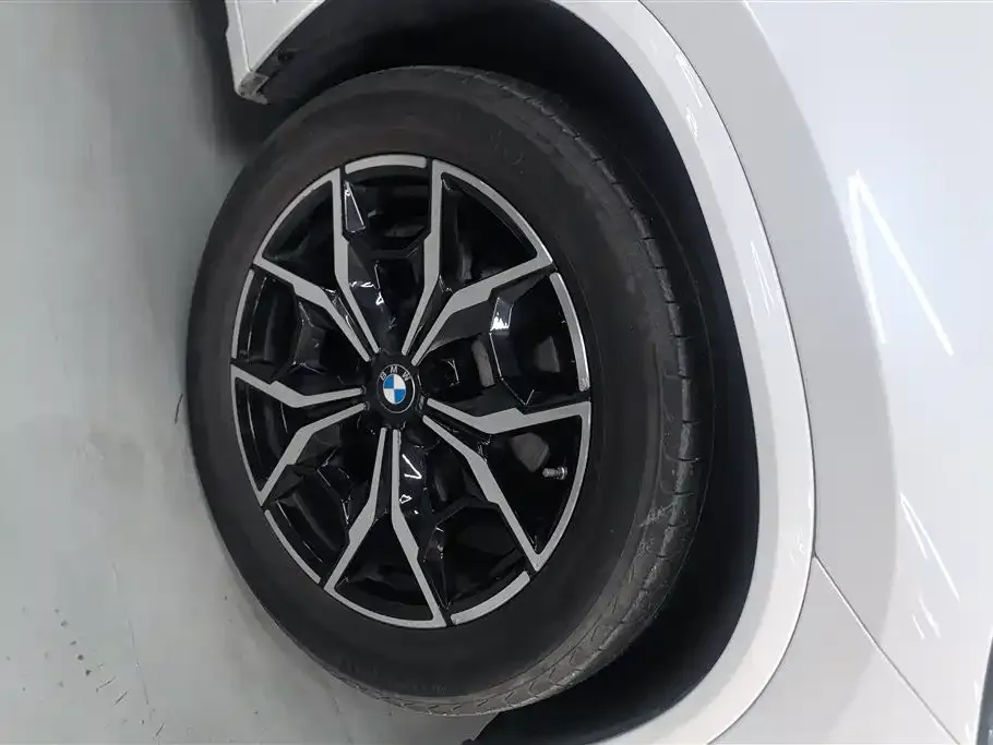 BMW X3 — фото 2
