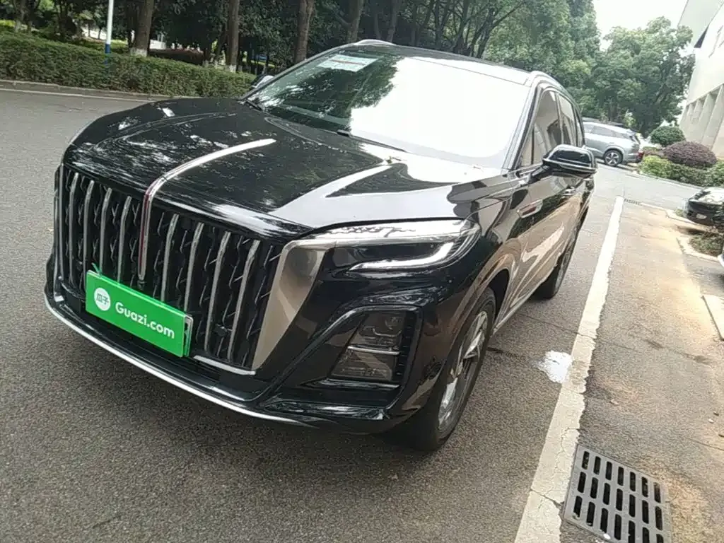 Hongqi HS3 PHEV — фото 1