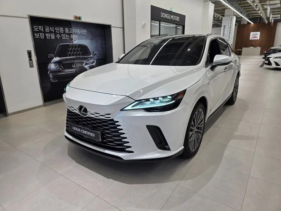 Lexus RX — фото 1