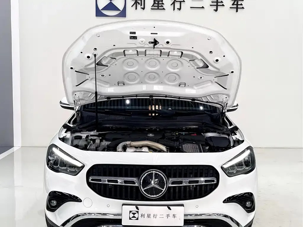 Mercedes-Benz GLA — фото 2