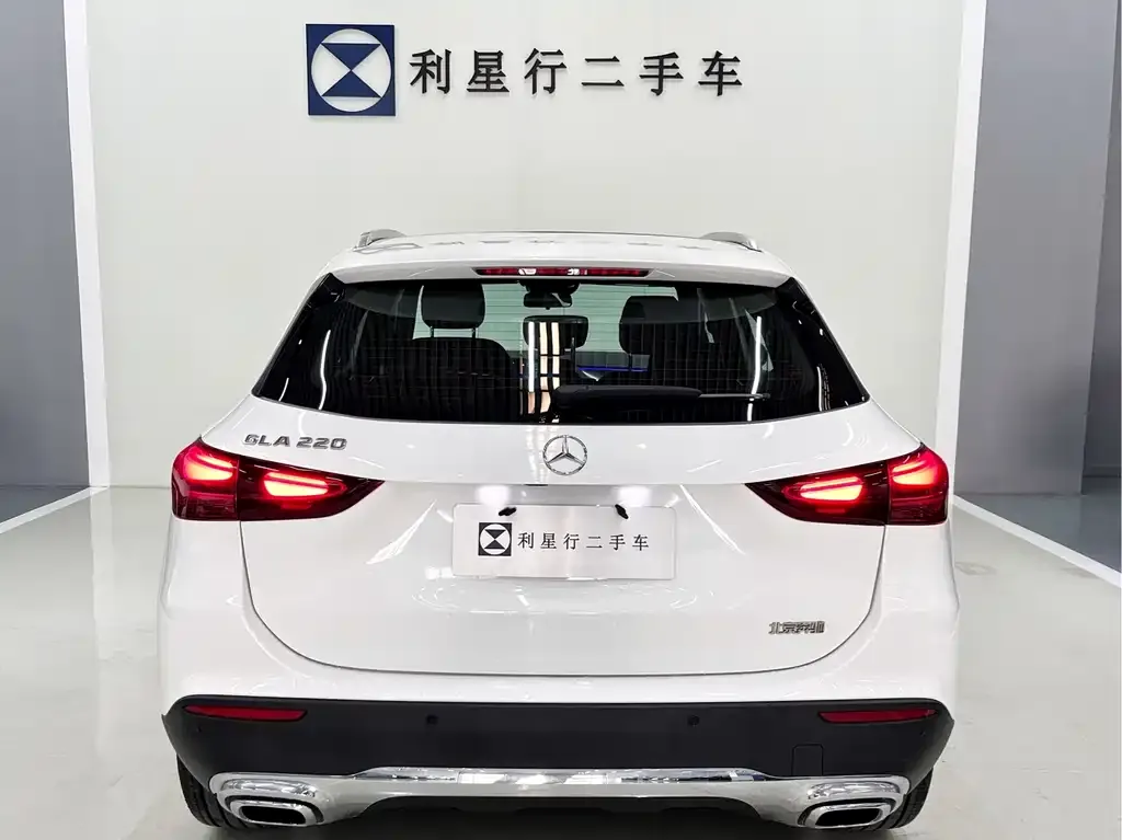 Mercedes-Benz GLA — фото 8