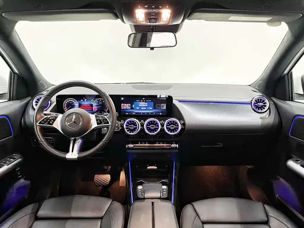 Mercedes-Benz GLA — фото 10