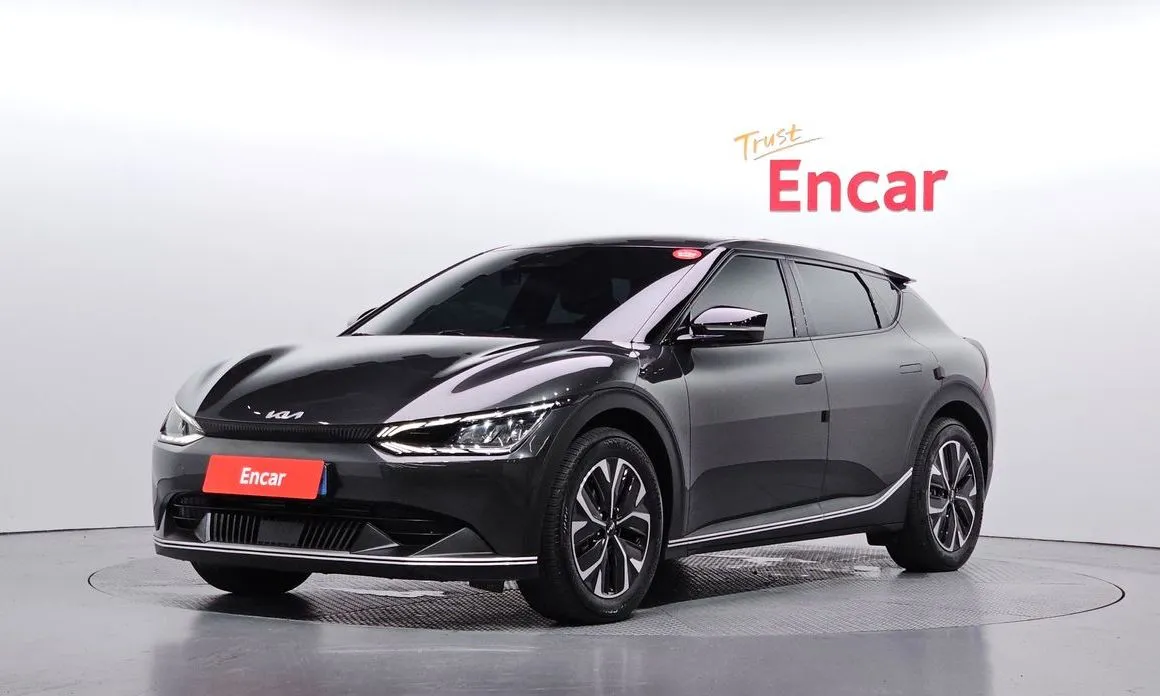 Kia EV6 — фото 1