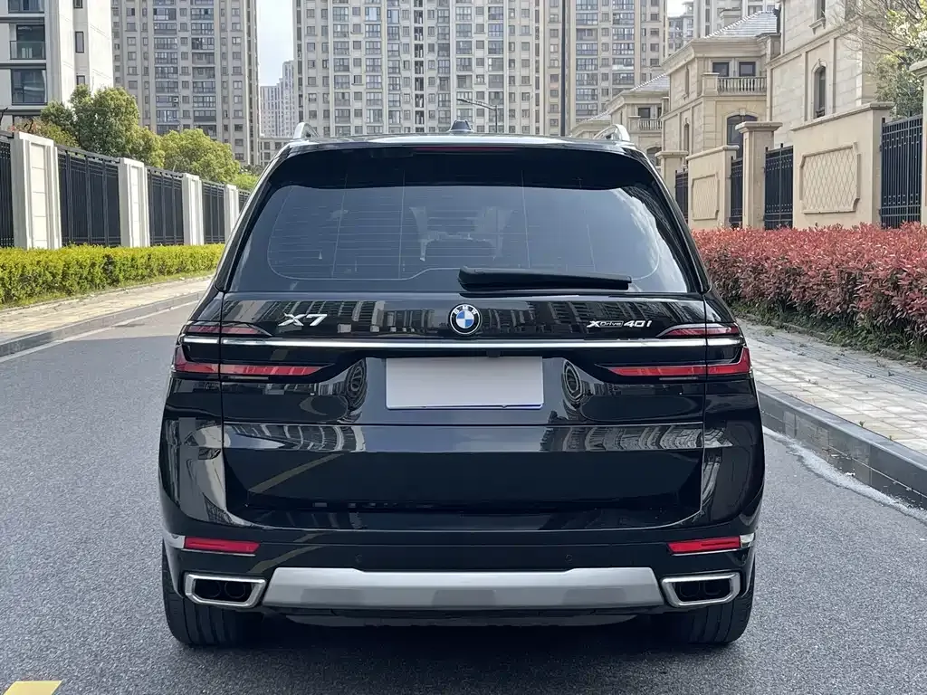 BMW X7 — фото 6