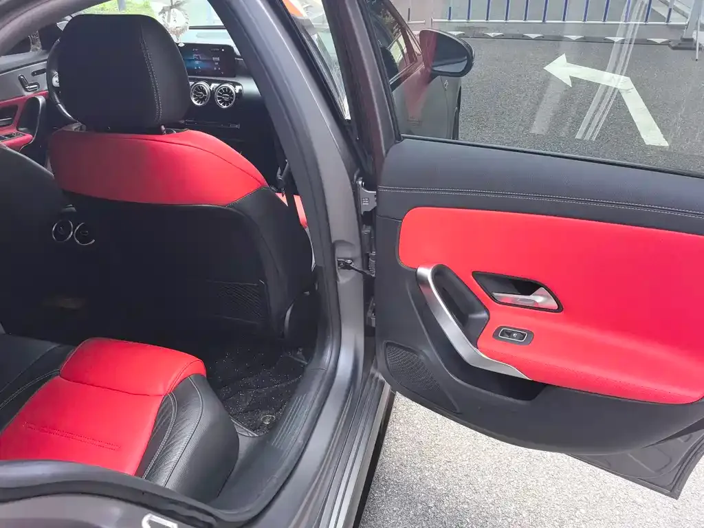Mercedes-Benz A-Class AMG — фото 6