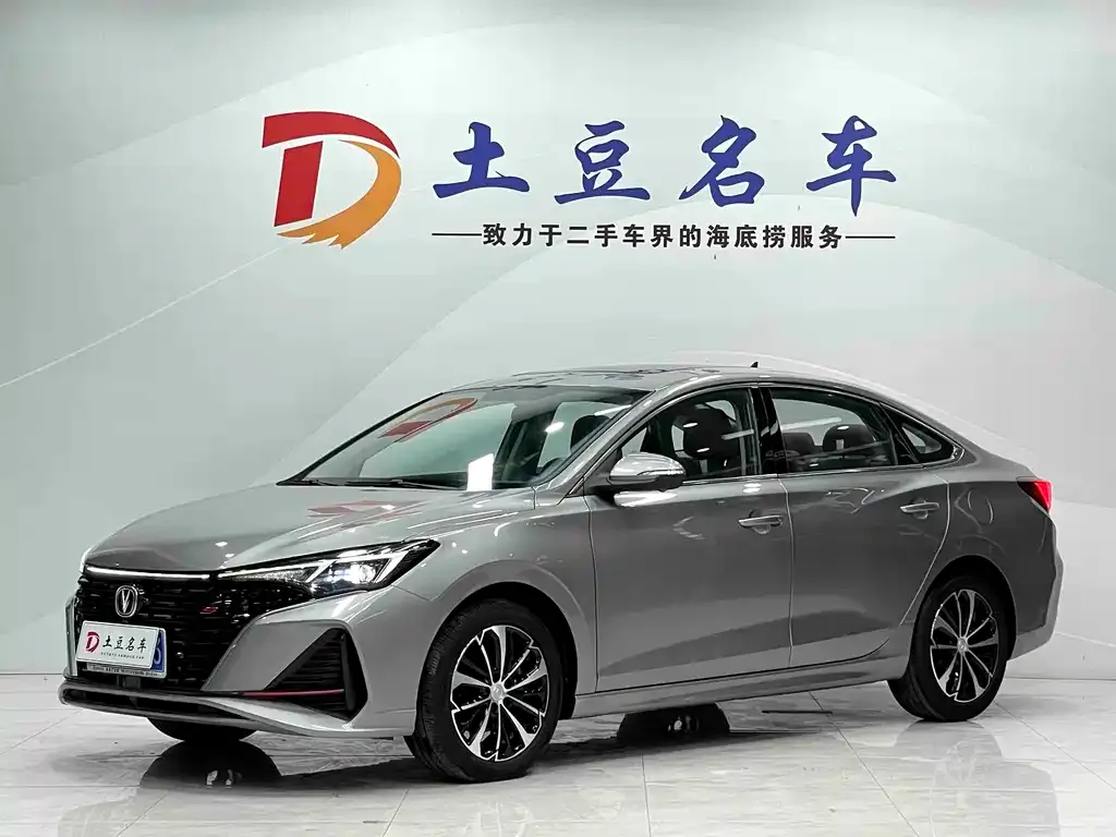 Changan Eado — фото 1