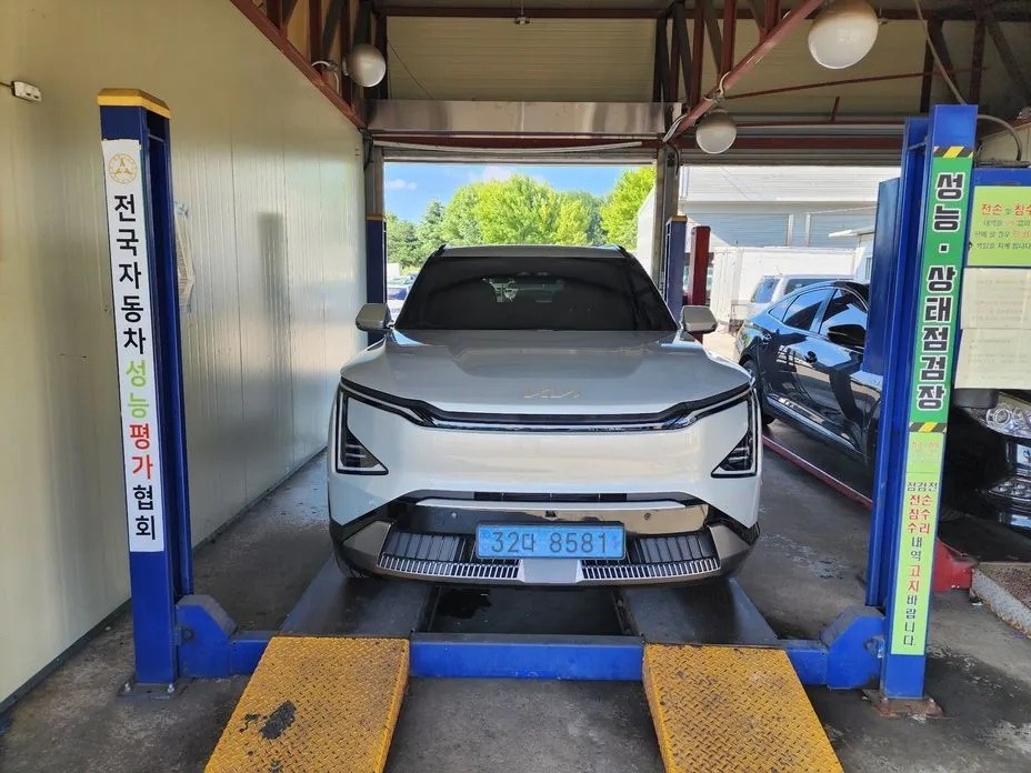 Kia EV5 — фото 1