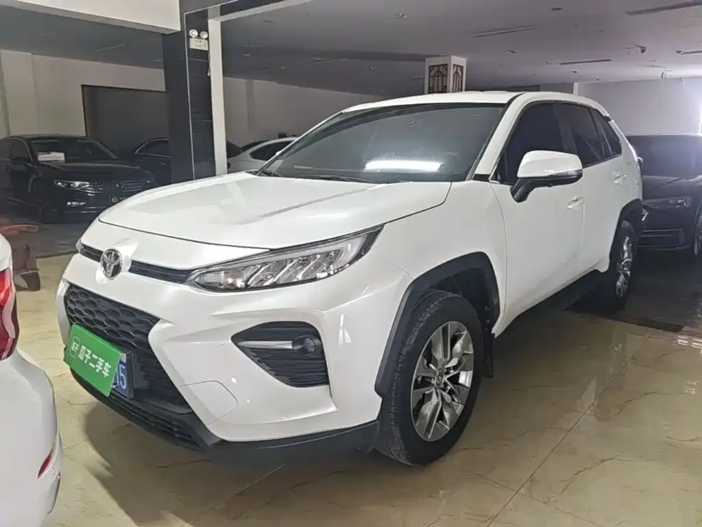 Toyota Wildlander — фото 1