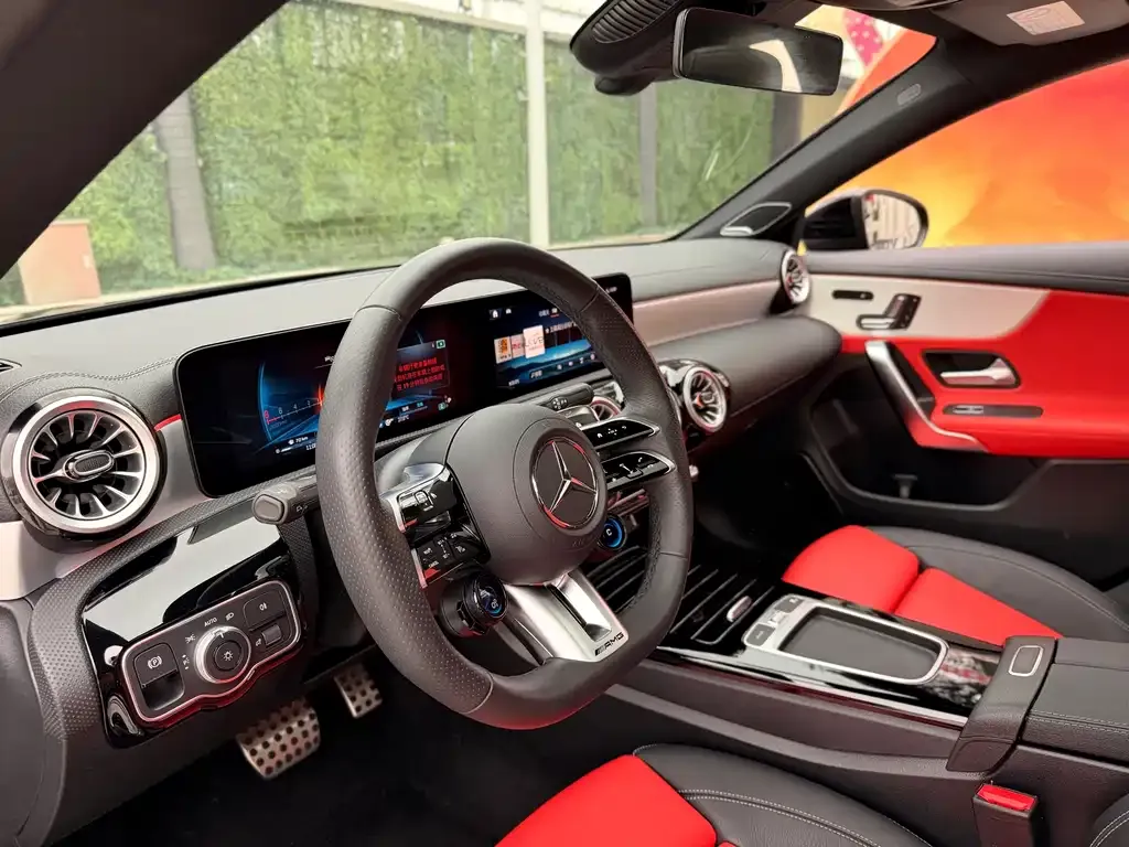 Mercedes-Benz CLA AMG — фото 3