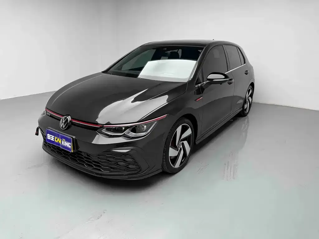 Volkswagen Golf GTI — фото 1