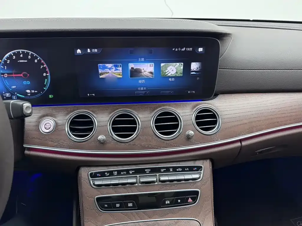 Mercedes-Benz E-Class New Energy — фото 7