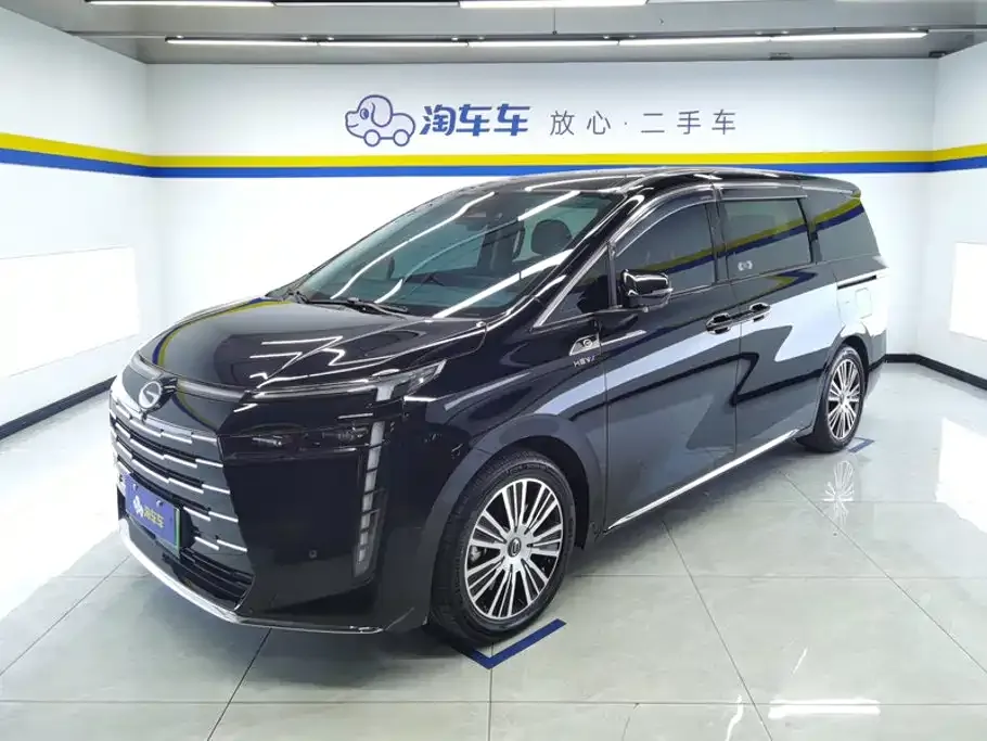 GAC Motor 传祺E8 PHEV — фото 1
