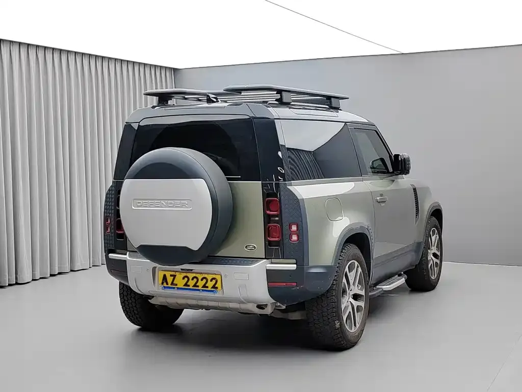 Land Rover Defender — фото 4