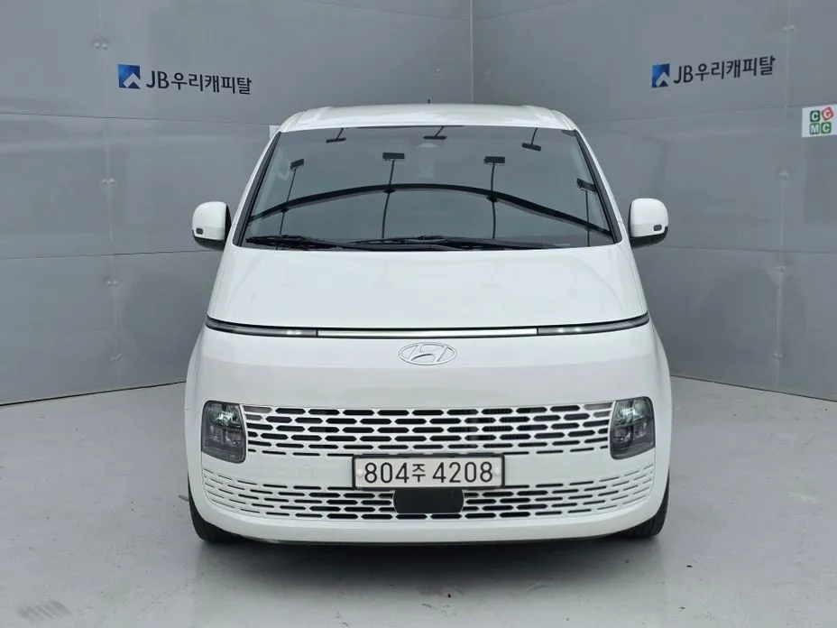 Hyundai Staria — фото 2