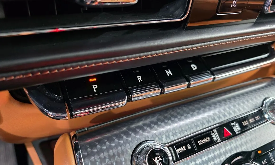 Lincoln Aviator — фото 9