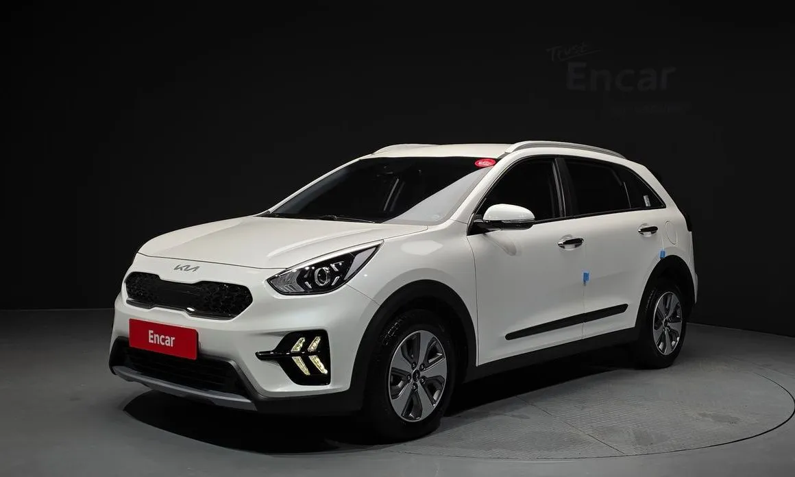 Kia Niro — фото 1