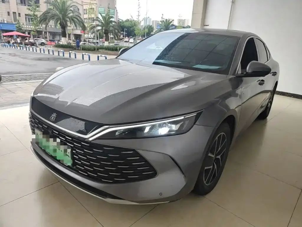 BYD Qin L — фото 1