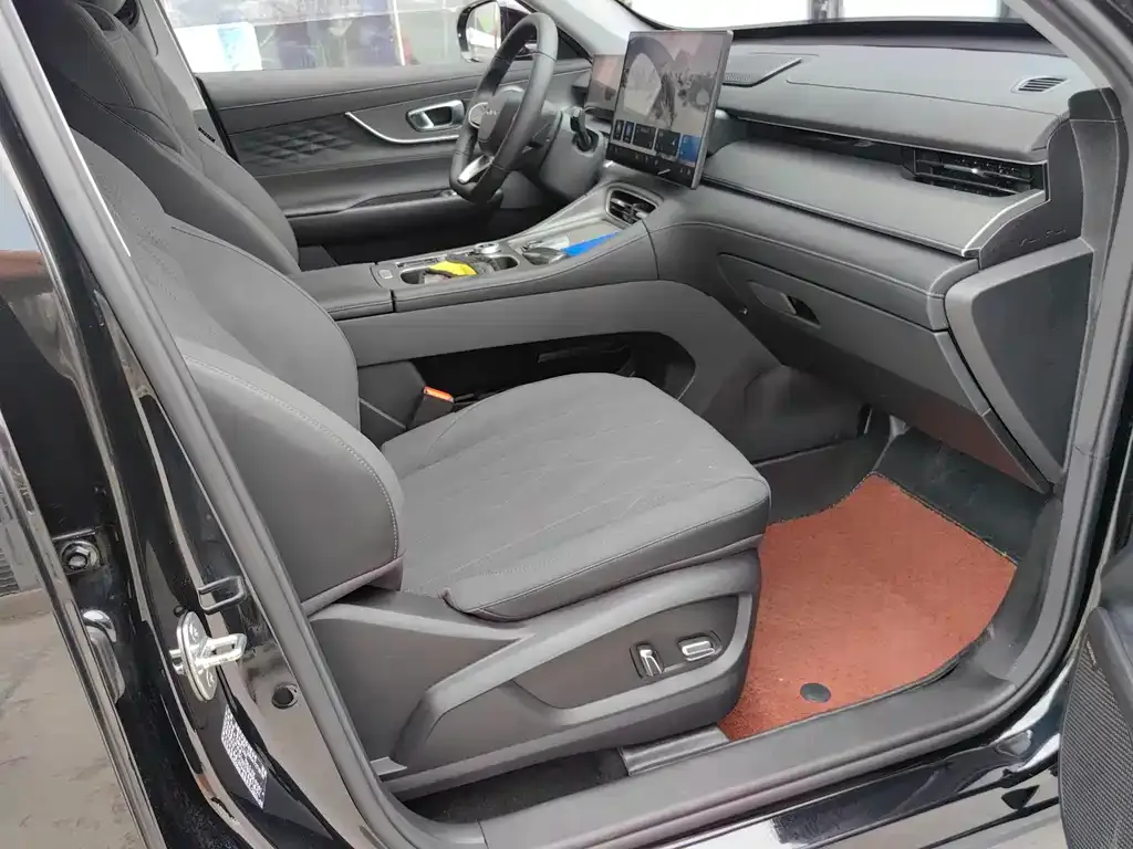Chery Tiggo 8 PLUS — фото 6