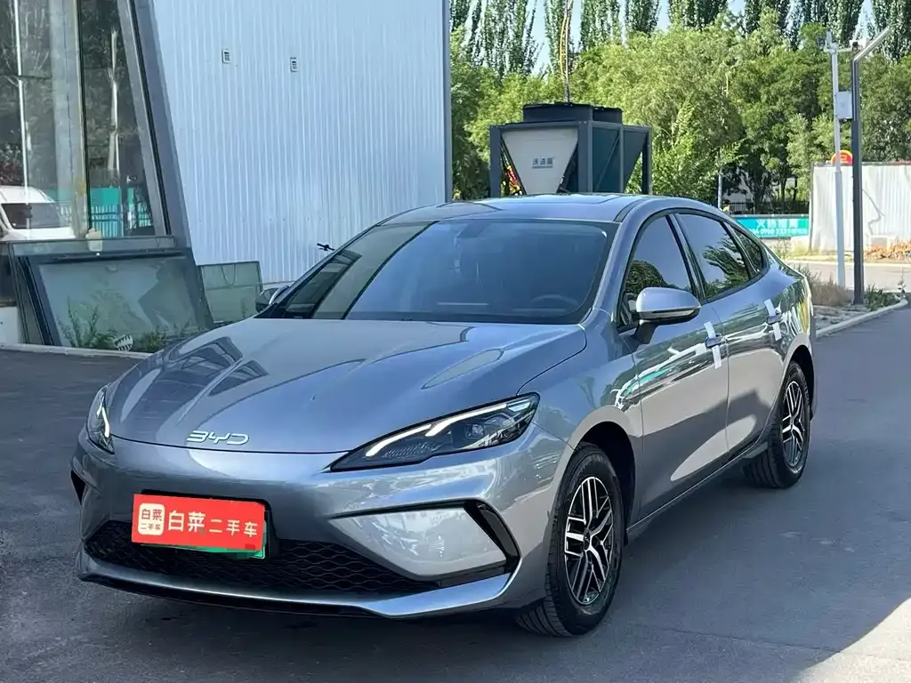 BYD Seal 05 DM-i — фото 1
