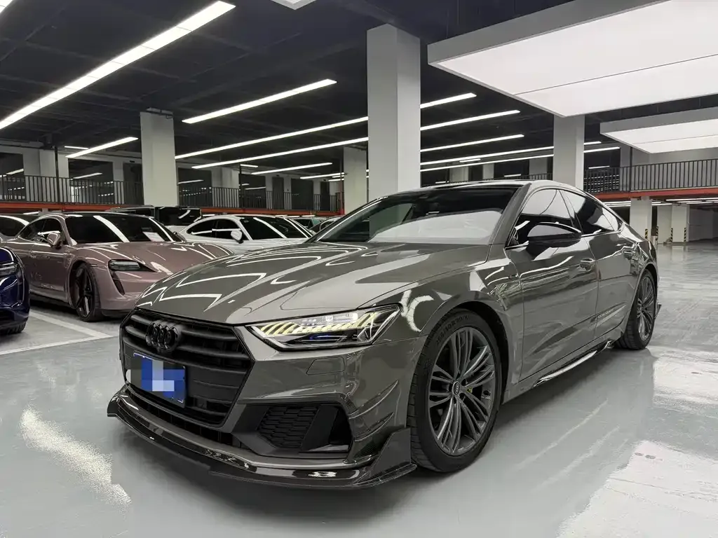 Audi A7 — фото 1