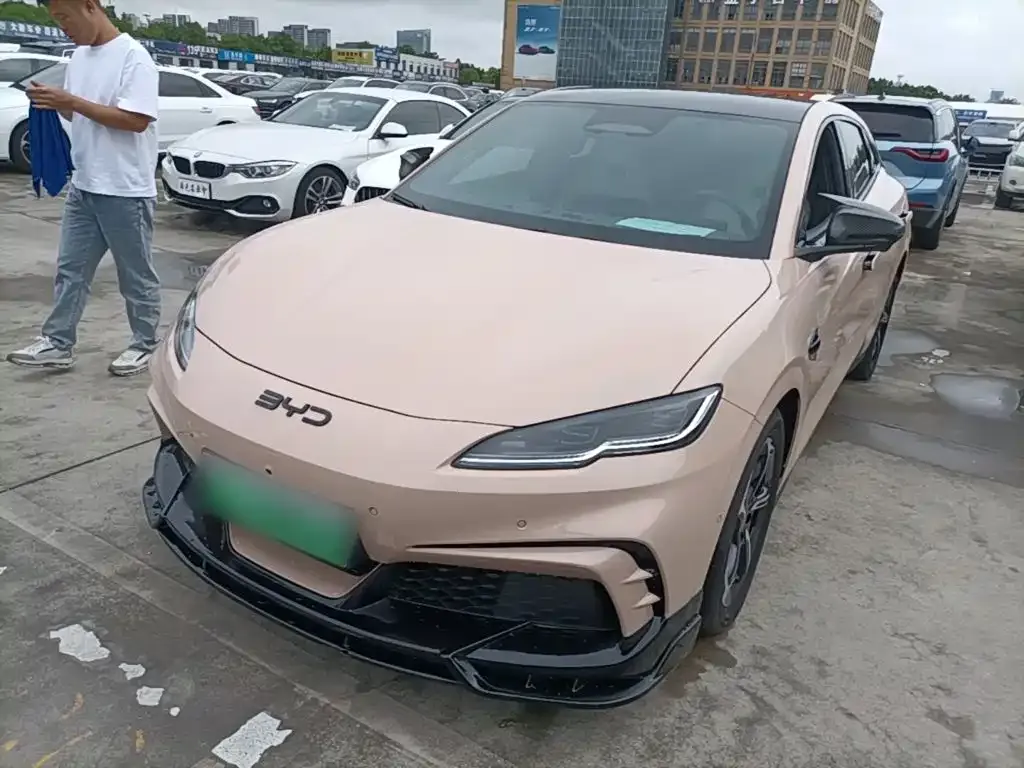 BYD Seal 06GT — фото 1