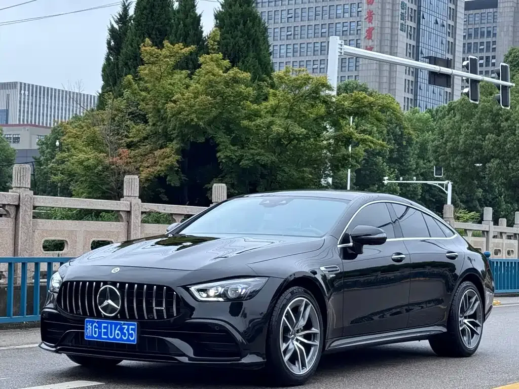 Mercedes-Benz AMG GT — фото 1