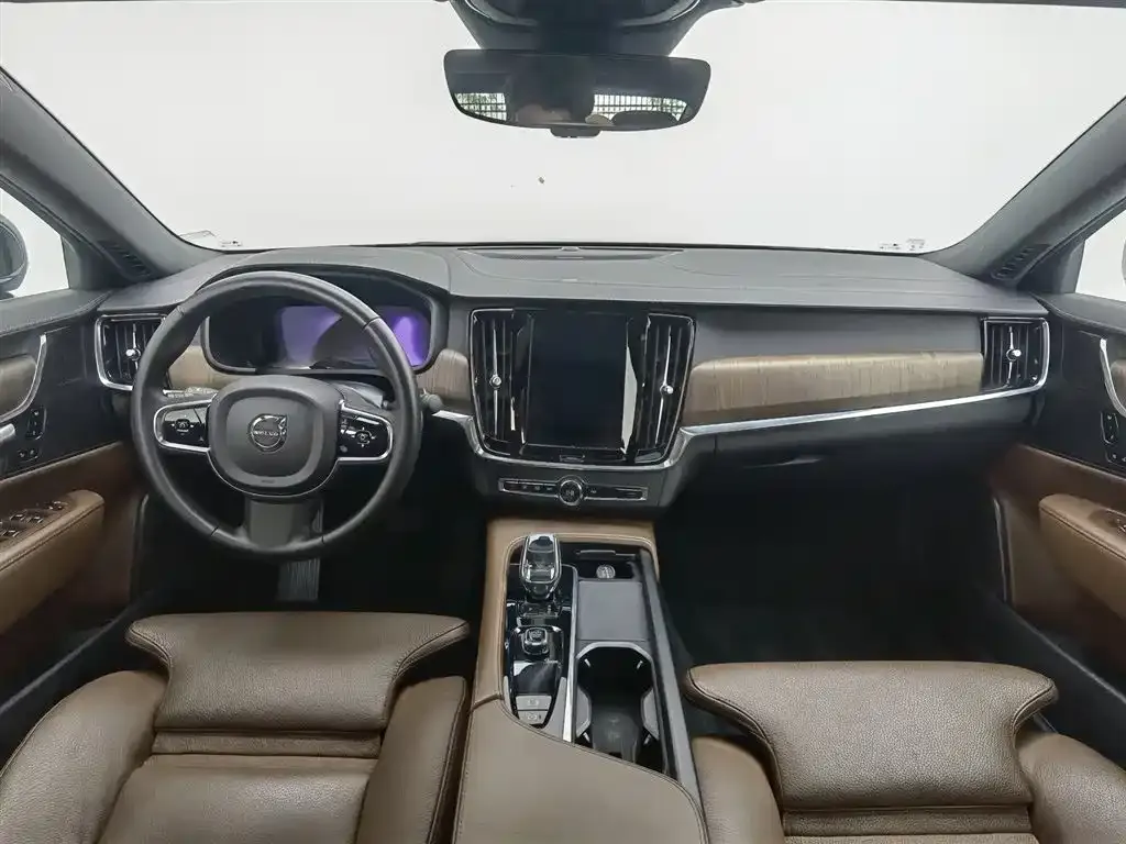 Volvo S90 — фото 5