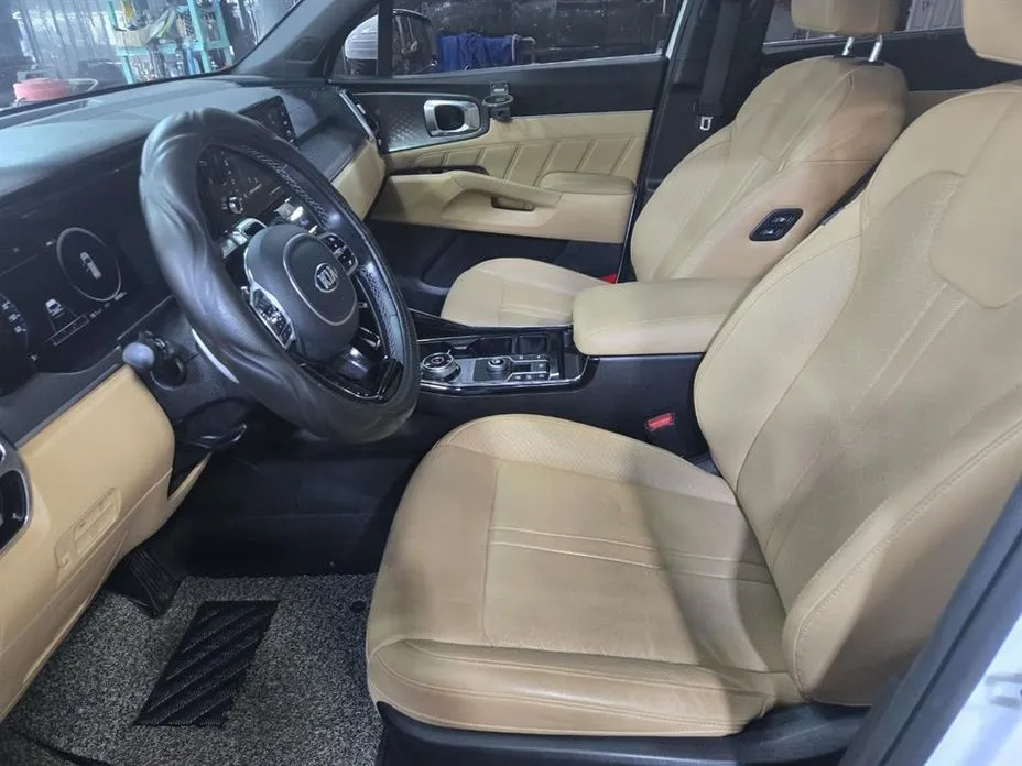 Kia Sorento — фото 4