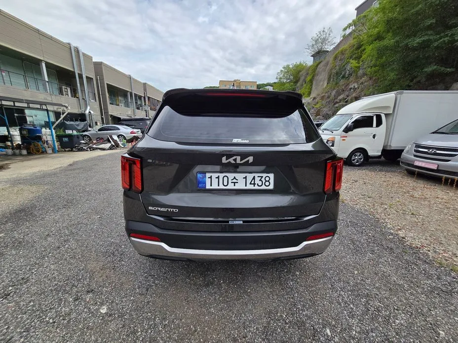 Kia Sorento — фото 9