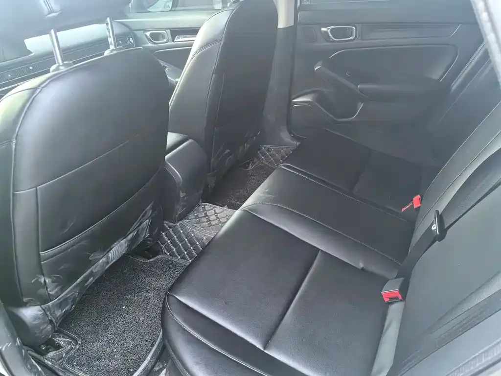 Honda Civic — фото 10
