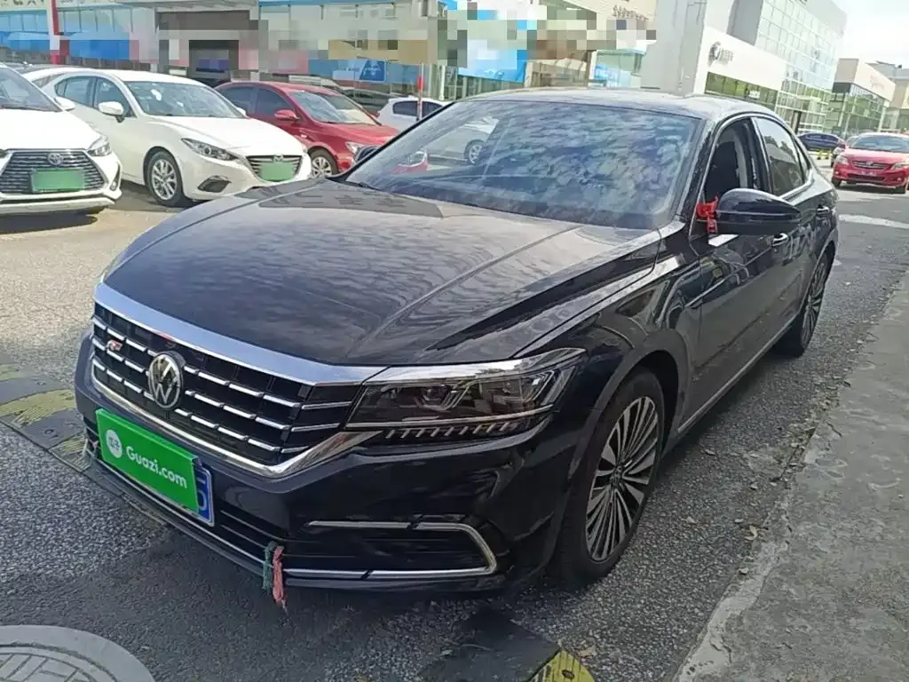 Volkswagen Passat — фото 9