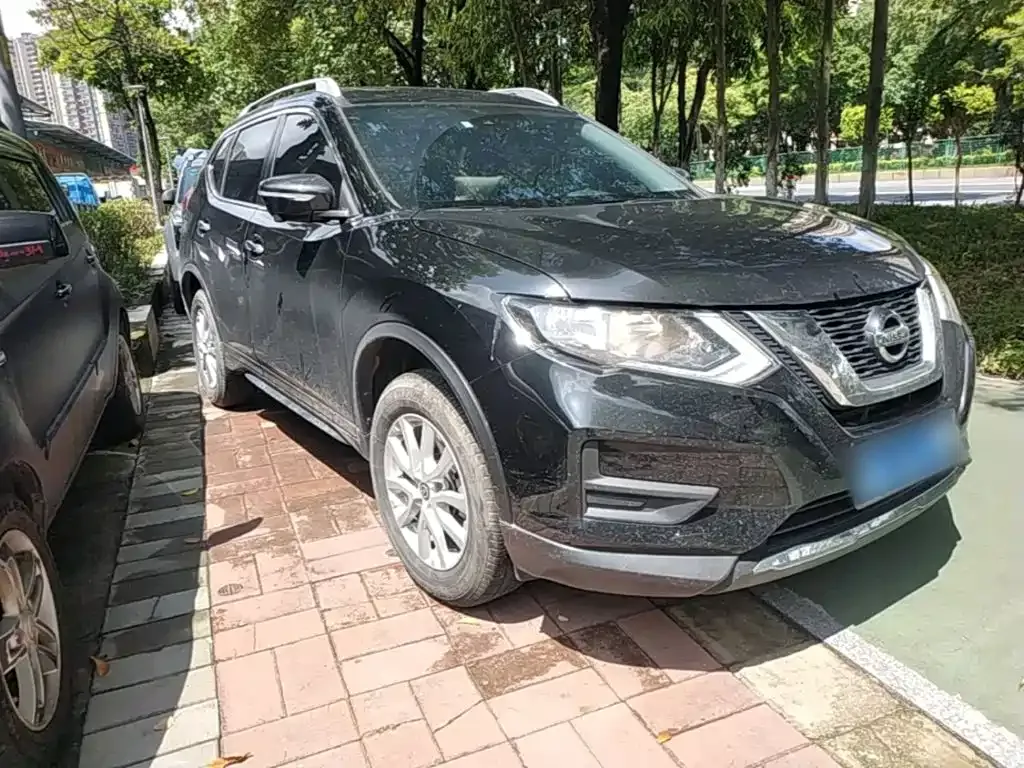 Nissan X-Trail — фото 6