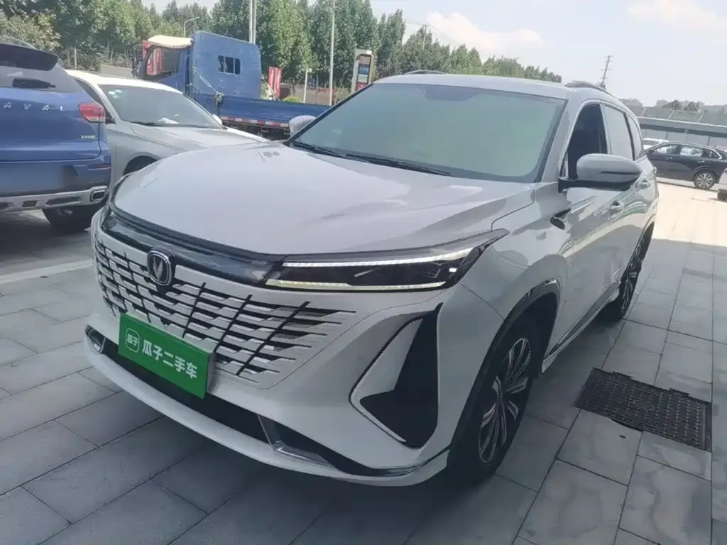 Changan CS75PLUS — фото 9