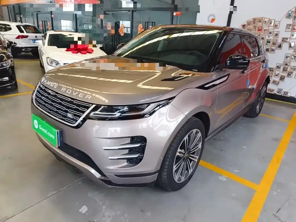 Land Rover Evoque — фото 1