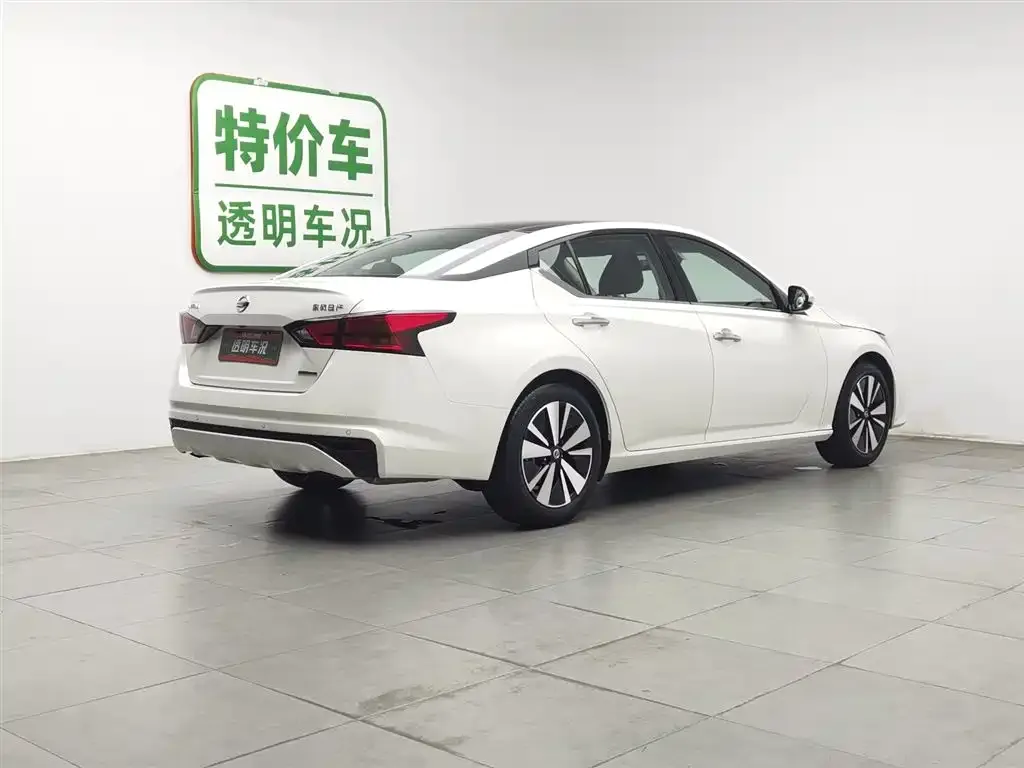 Nissan Teana — фото 4