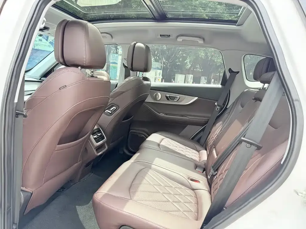 Chery Tiggo 8 PRO — фото 9