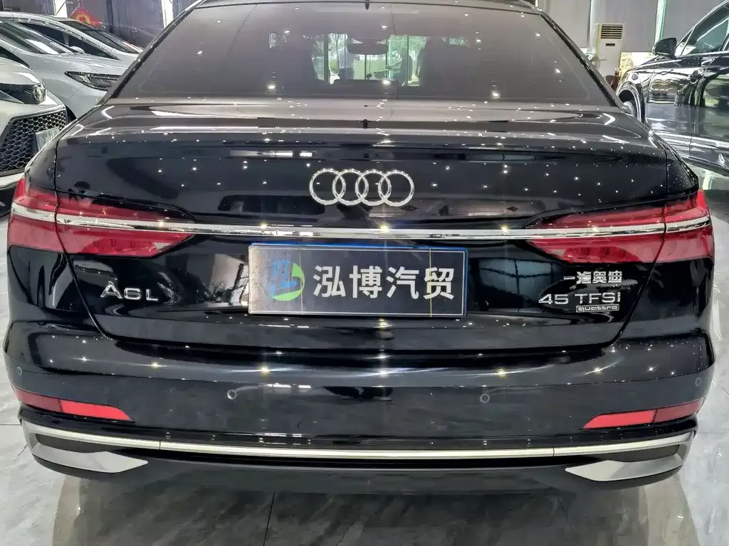 Audi A6L — фото 5
