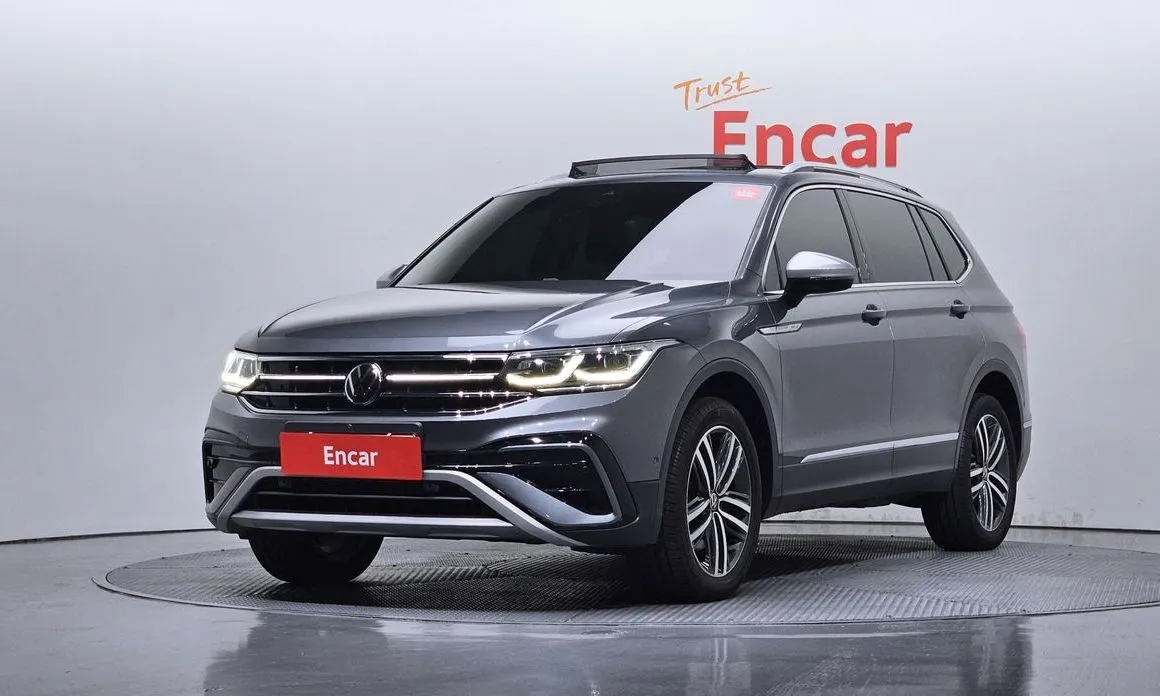Volkswagen Tiguan — фото 1